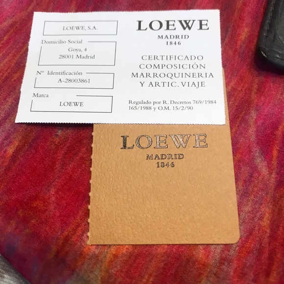LOEWE SHEEPSKIN WALLET EUC - Picture 3 of 14